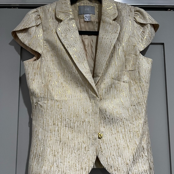 Gold Textured Blazer and Dress Set - Picture 8 of 9